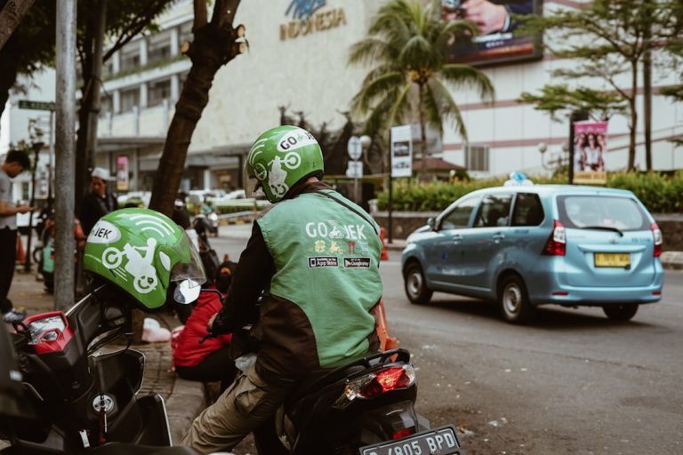 DPR Ungkap Efek Komisi 8 Persen Ojol: Tarif Pelanggan Stabil